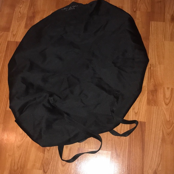 Lay and Go Cinch Bag - Picture 5 of 5